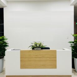 Quầy lễ tân văn phòng sang trọng QLT013