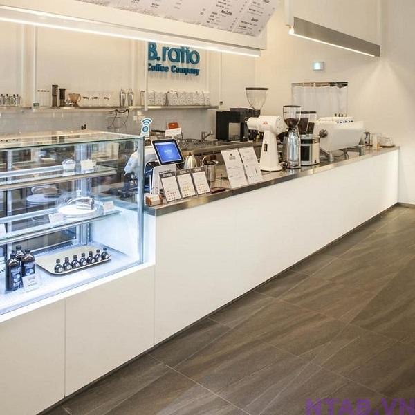 quay pha che mat inox 4m QB034 Quầy pha chế mặt inox 4m QB034