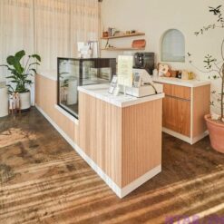 Quầy pha chế ốp lam gỗ QB030