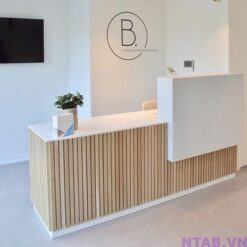 Quầy thu ngân ốp lam vân gỗ QTN005