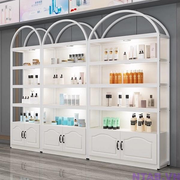 tu trung bay my pham 1m2 x 2m TTB015 Tủ trưng bày mỹ phẩm 1m2 x 2m TTB015