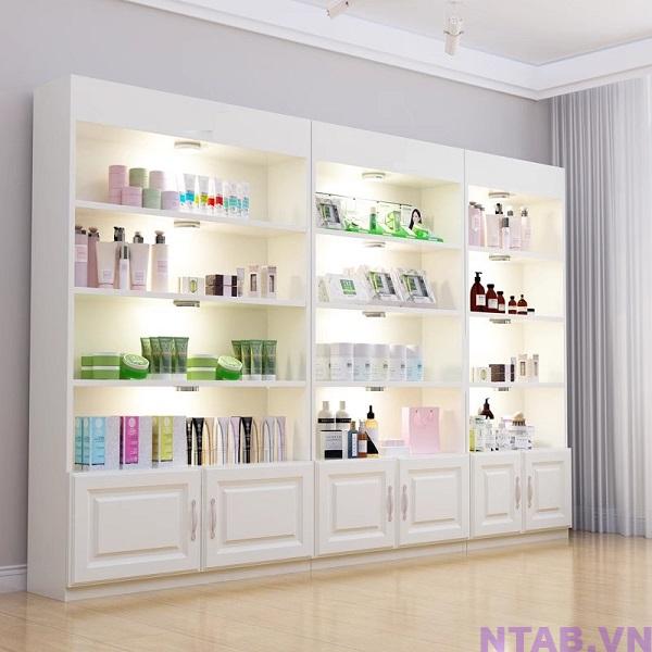tu trung bay my pham TTB011 Tủ trưng bày mỹ phẩm TTB011