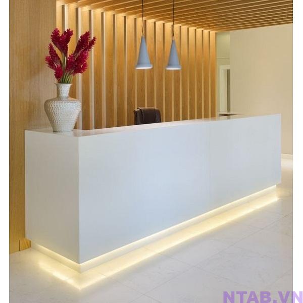 quay le tan 2m4 full trang QLT073 Quầy lễ tân 2m4 full trắng QLT073