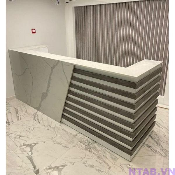 quay le tan van da 2m4 QLT075 Quầy lễ tân vân đá 2m4 QLT075